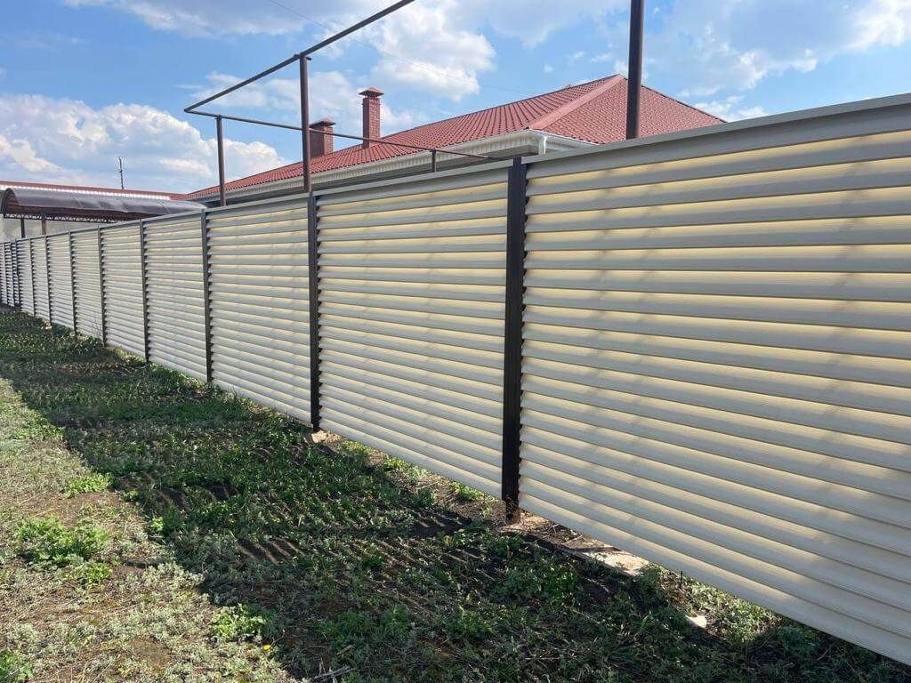 Забор из ламелей Еврожалюзи 25м RAL1015/1015 Слоновая Кость двусторонний фото 2 в Липецке