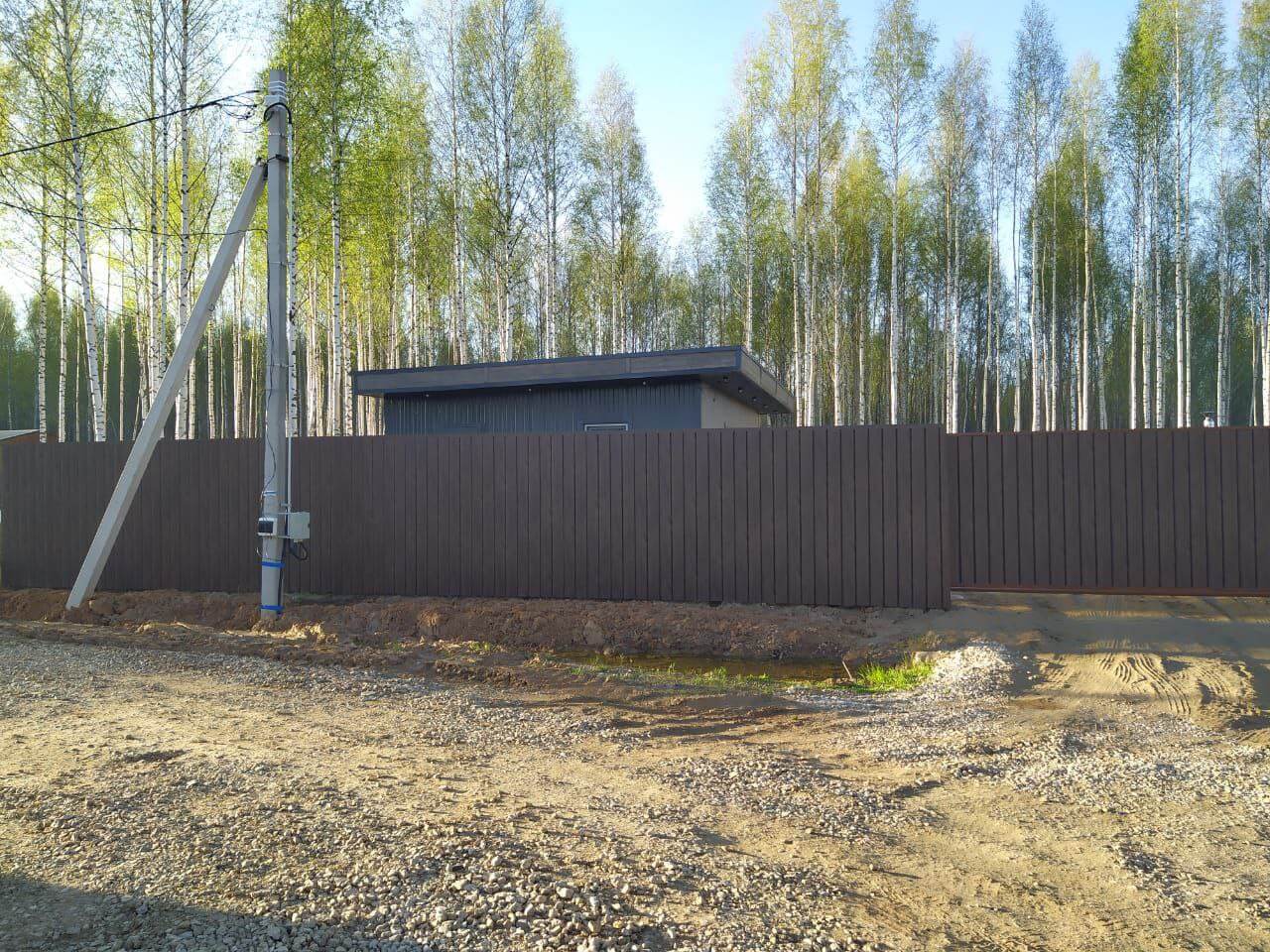 Забор из металлосайдинга ЕВРО-БРУС 25м Темный Каштан 3D Принтек фото 1 в Липецке