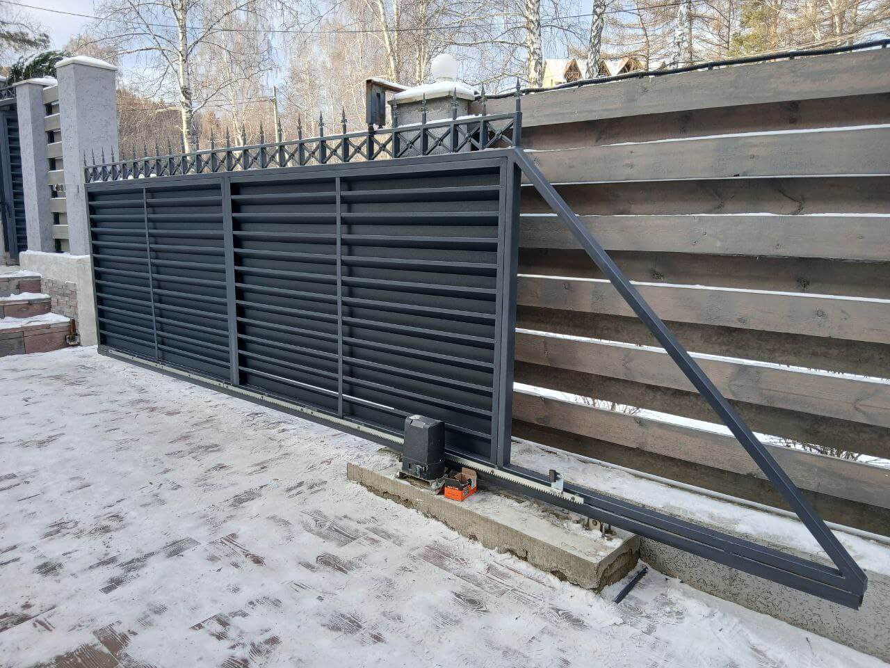 Входная группа из ламелей Хай-Тек RAL7024/7024 Серый Графит двусторонний МАТТЕ фото 23 в Липецке