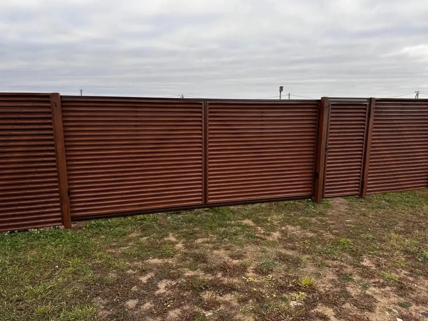 Забор-жалюзи из ламелей ЭКО-Z 58м Темный Дуб 3D Принтек в Липецке
