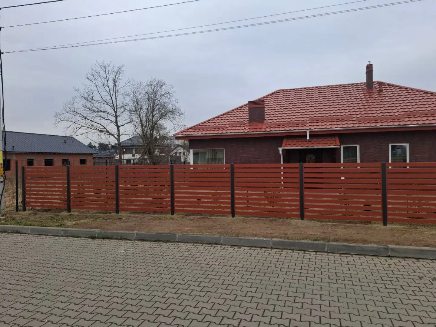 Забор-ранчо из металлопланкена 18м RAL8004 Терракотовый фото 3 в Липецке