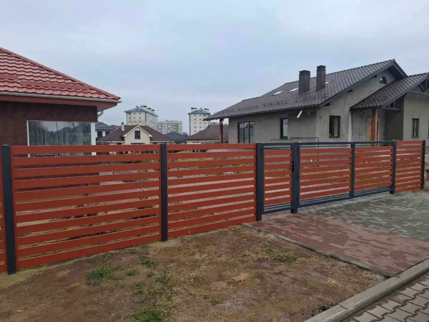 Забор-ранчо из металлопланкена 18м RAL8004 Терракотовый в Липецке