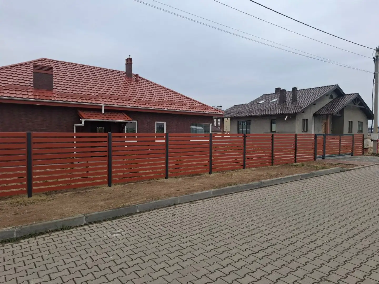 Забор-ранчо из металлопланкена 18м RAL8004 Терракотовый фото 1 в Липецке